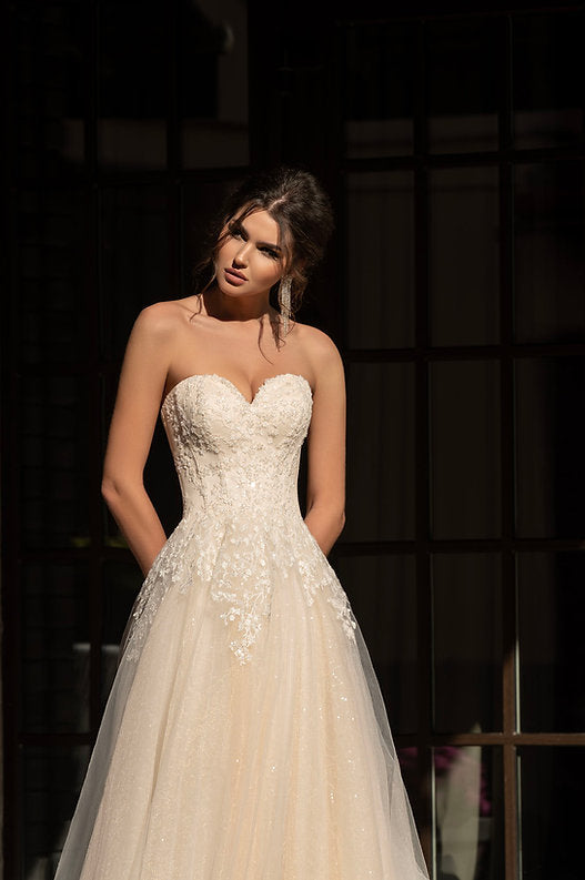 Wedding dress Wien