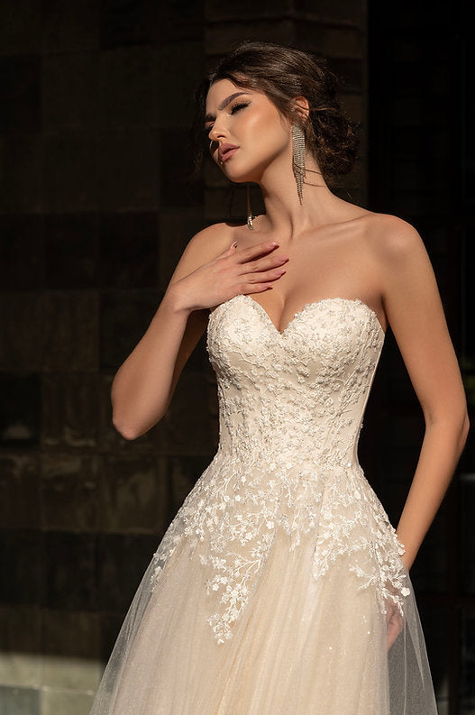 Wedding dress Wien
