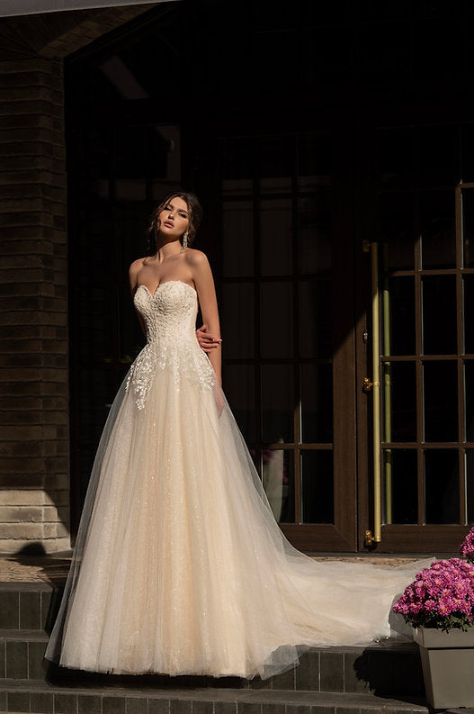 Wedding dress Wien